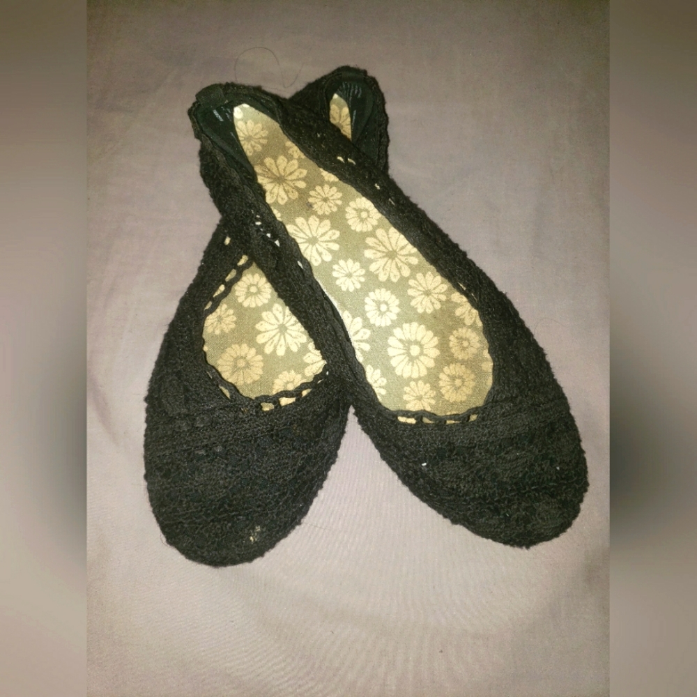 Casual Black Laced Flats